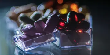 Best Multivitamin for Women 2026: Hormones, Energy & Health