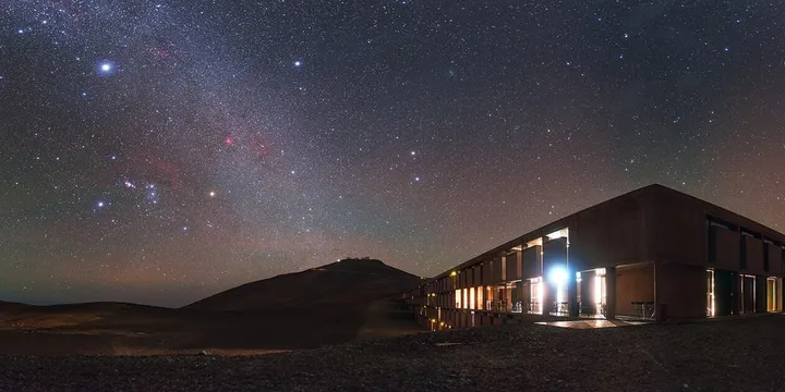 Best Home Sauna for Small Spaces: Infrared vs Traditional