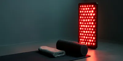 Red Light Therapy Panels for Soreness: Evidence, Dose Reality, and Buyer Cautions